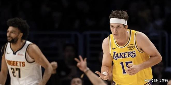 湖人季后赛席位悬而未决 詹姆斯转型成关键变量