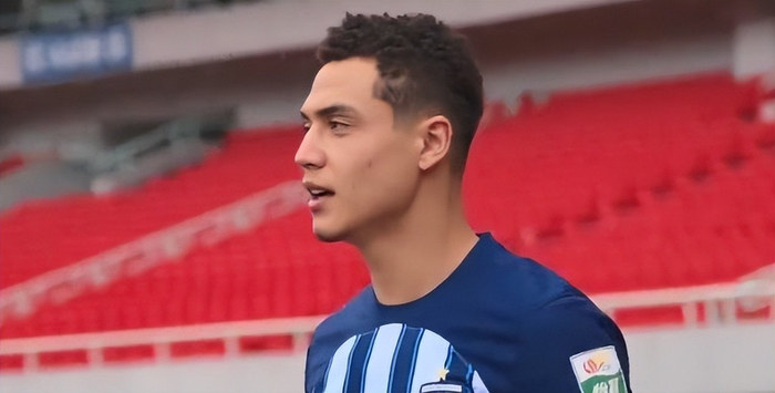 邵佳一率国足迎战喀麦隆 新人崛起成关键战力